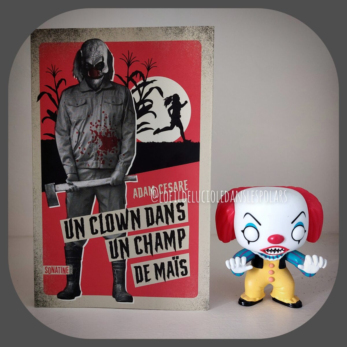 Un clown dans un champ de maïs de Adam Cesare